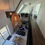 Hébergement de vacances Sel Et Vent Maison Entièrement Rénovée Belle Terrasse, Jardin Clos, Parking Privatif 150 M De La 5 Mn à Pied Tous Commerces Près De Bayeux, Arromanches Au Coeur Des Plages Du Débarquement *