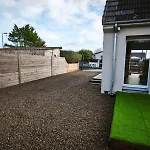 Sel Et Vent Maison Entièrement Rénovée Belle Terrasse, Jardin Clos, Parking Privatif 150 M De La 5 Mn à Pied Tous Commerces Près De Bayeux, Arromanches Au Coeur Des Plages Du Débarquement Asnelles