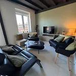 Sel Et Vent Maison Entièrement Rénovée Belle Terrasse, Jardin Clos, Parking Privatif 150 M De La 5 Mn à Pied Tous Commerces Près De Bayeux, Arromanches Au Coeur Des Plages Du Débarquement Hébergement de vacances *