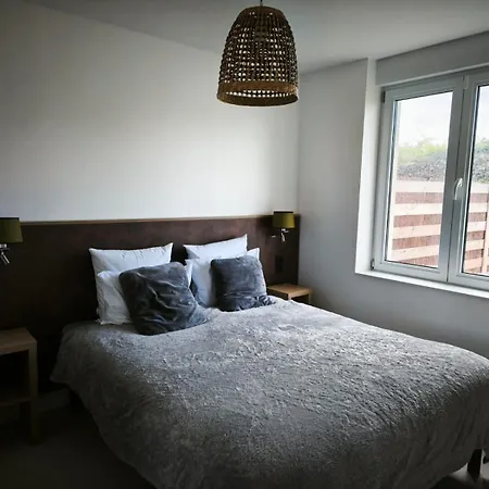 بيت للعطل Sel Et Vent Maison Entierement Renovee Belle Terrasse, Jardin Clos, Parking Privatif 150 M De La 5 Mn A Pied Tous Commerces Pres De Bayeux, Arromanches Au Coeur Des Plages Du Debarquement *