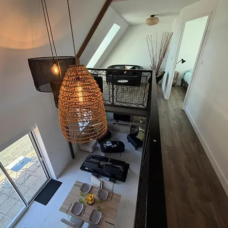 بيت للعطل Sel Et Vent Maison Entierement Renovee Belle Terrasse, Jardin Clos, Parking Privatif 150 M De La 5 Mn A Pied Tous Commerces Pres De Bayeux, Arromanches Au Coeur Des Plages Du Debarquement *