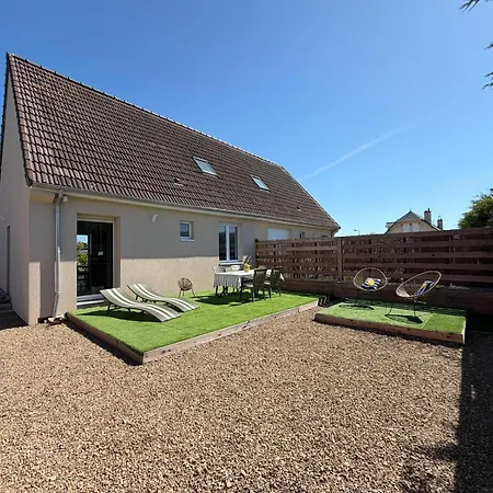 Sel Et Vent Maison Entierement Renovee Belle Terrasse, Jardin Clos, Parking Privatif 150 M De La 5 Mn A Pied Tous Commerces Pres De Bayeux, Arromanches Au Coeur Des Plages Du Debarquement