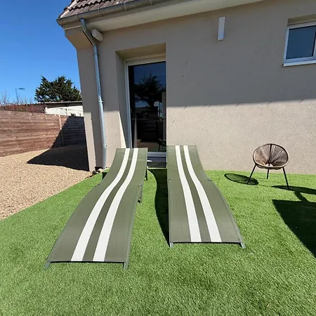 Sel Et Vent Maison Entierement Renovee Belle Terrasse, Jardin Clos, Parking Privatif 150 M De La 5 Mn A Pied Tous Commerces Pres De Bayeux, Arromanches Au Coeur Des Plages Du Debarquement بيت للعطل أسنل