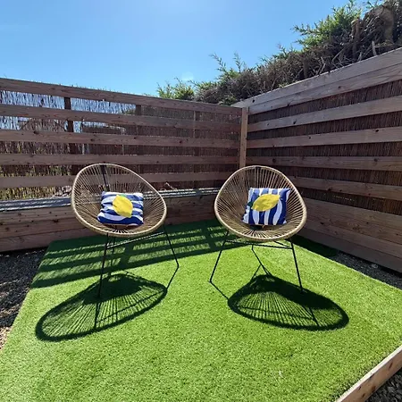 Sel Et Vent Maison Entierement Renovee Belle Terrasse, Jardin Clos, Parking Privatif 150 M De La 5 Mn A Pied Tous Commerces Pres De Bayeux, Arromanches Au Coeur Des Plages Du Debarquement بيت للعطل *
