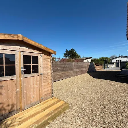 بيت للعطل Sel Et Vent Maison Entierement Renovee Belle Terrasse, Jardin Clos, Parking Privatif 150 M De La 5 Mn A Pied Tous Commerces Pres De Bayeux, Arromanches Au Coeur Des Plages Du Debarquement *