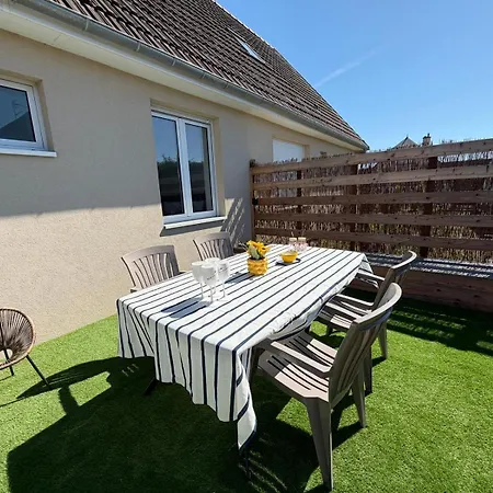 بيت للعطل Sel Et Vent Maison Entierement Renovee Belle Terrasse, Jardin Clos, Parking Privatif 150 M De La 5 Mn A Pied Tous Commerces Pres De Bayeux, Arromanches Au Coeur Des Plages Du Debarquement