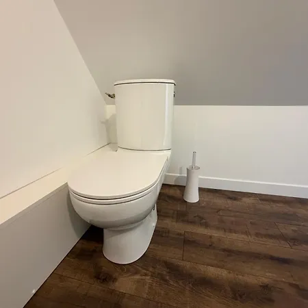 Sel Et Vent Maison Entierement Renovee Belle Terrasse, Jardin Clos, Parking Privatif 150 M De La 5 Mn A Pied Tous Commerces Pres De Bayeux, Arromanches Au Coeur Des Plages Du Debarquement بيت للعطل *