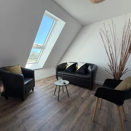 بيت للعطل Sel Et Vent Maison Entierement Renovee Belle Terrasse, Jardin Clos, Parking Privatif 150 M De La 5 Mn A Pied Tous Commerces Pres De Bayeux, Arromanches Au Coeur Des Plages Du Debarquement
