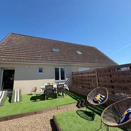 Sel Et Vent Maison Entierement Renovee Belle Terrasse, Jardin Clos, Parking Privatif 150 M De La 5 Mn A Pied Tous Commerces Pres De Bayeux, Arromanches Au Coeur Des Plages Du Debarquement بيت للعطل أسنل