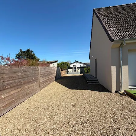 Sel Et Vent Maison Entierement Renovee Belle Terrasse, Jardin Clos, Parking Privatif 150 M De La 5 Mn A Pied Tous Commerces Pres De Bayeux, Arromanches Au Coeur Des Plages Du Debarquement بيت للعطل